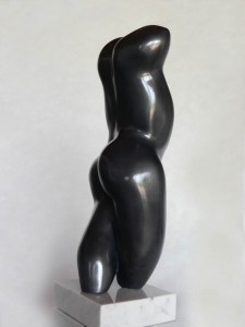 In Eleganz, Keramik, H 39 cm, 2012